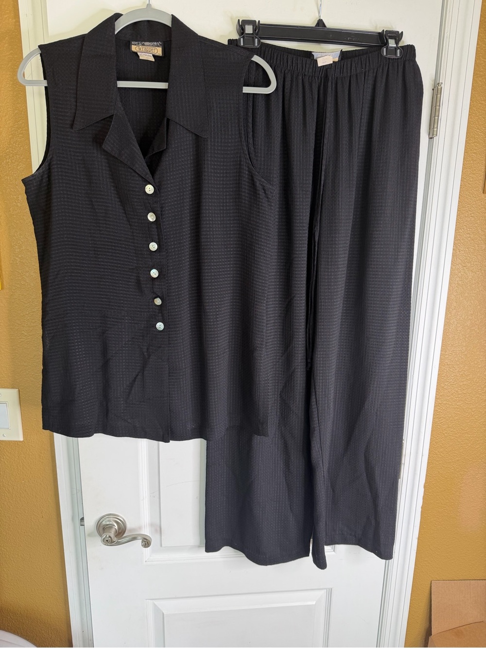 Wrapper 90’s Vintage 2 Pc Set Black Sleeveless Top W/ Wide Leg pants Size L